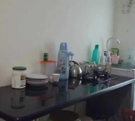 Apartment Green Pramuka Tower Chrysant 雅加达 外观 照片